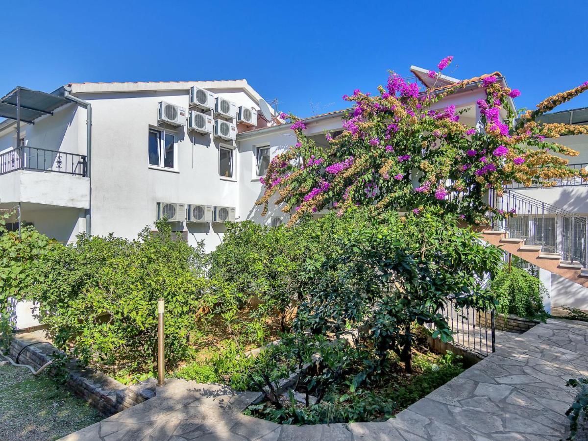 Apartment Rubin-10 By Interhome Selca kod Bogomolja エクステリア 写真